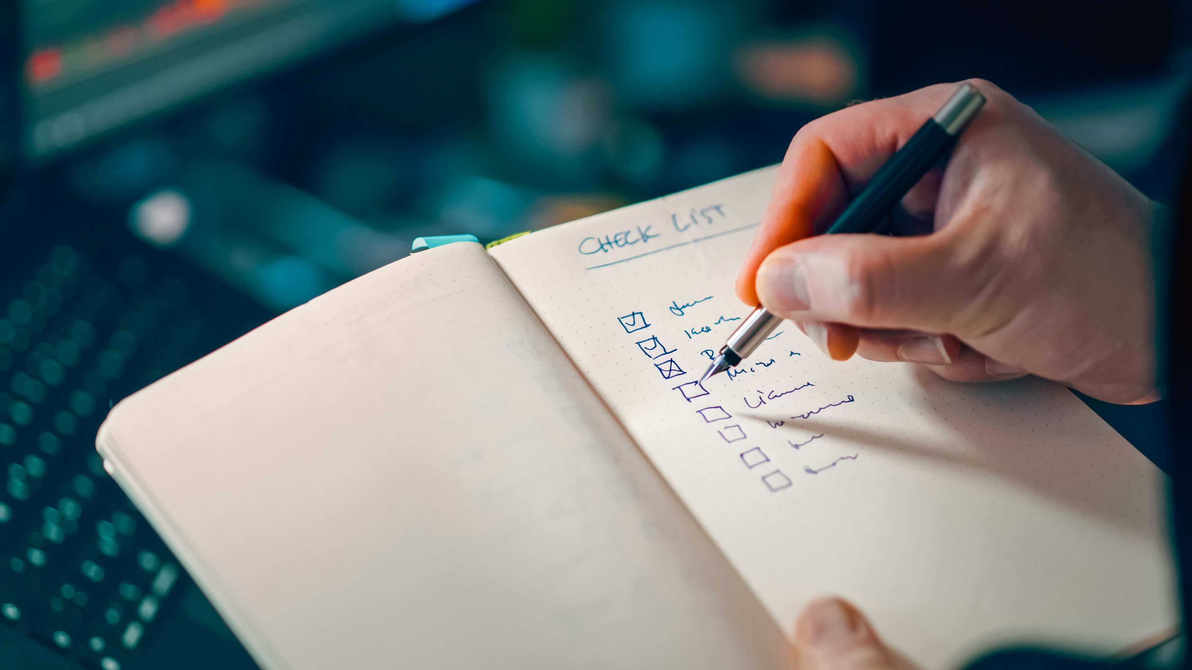 Knowledge transfer checklist, photo from Unsplash Knowledge transfer checklist, photo from Unsplash